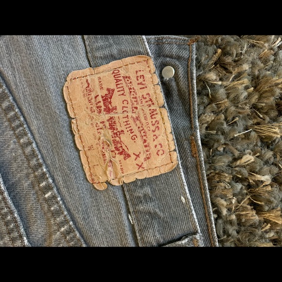Levi's shorts - Picture 3 of 3